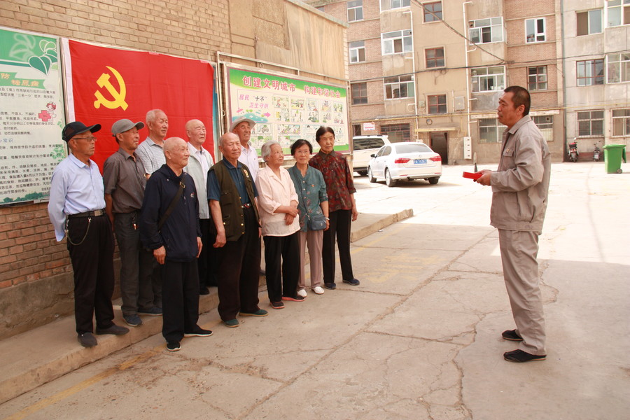 1625126491534938.jpg 2021.6.29頒發(fā)光榮在黨50年紀(jì)念章 004.JPG