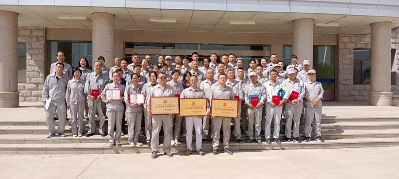 1690248969138519.jpg 合影.jpg